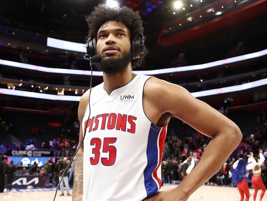 又一个的惊 又一个的惊