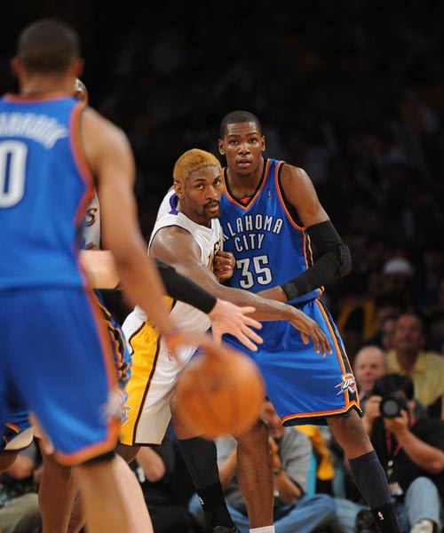 斯图加特1-1霍芬海姆，让德雷单刀破门，德米罗维奇补时绝平