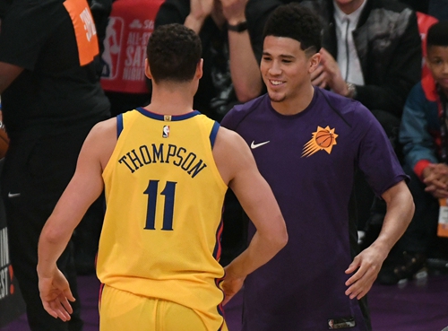 隊防守的空 隊防守的空